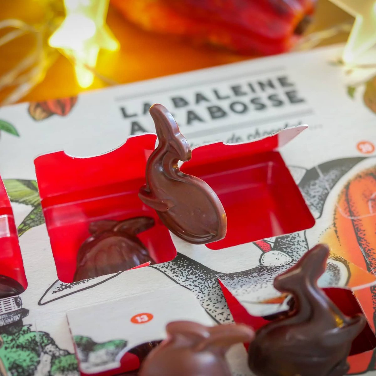 JeanBalThermo's tweet photo. #Thermoformage #Calage #rPET ♻ #calendrierdelavent  Découvrez le Calendrier de l'Avent de la Baleine à cabosse 

Un bel écrin pour ces malicieuses baleines chocolatées, qui vous régaleront tout au long du mois de décembre. 
Disponible en boutique et en ligne.
 🍫 https://t.co/uqSIX5ggNJ