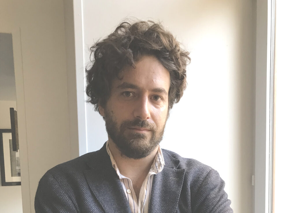 MairieEtampes's tweet photo. Abel Quentin remporte le Prix de Flore
Bravo à l’Étampois écrivain et avocat pénaliste qui remporte le Prix de Flore pour son 2nd roman « Le Voyant d’#Étampes ».
Une séance de signatures aura lieu le 28 novembre à 15 h à la librairie Les échappées,
#abelquentin #prixdeflore https://t.co/YIem0UwQVS