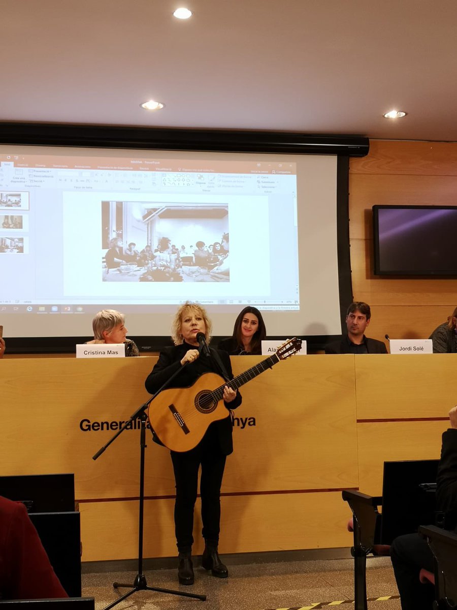 Vam acabar la trobada d’ahir amb la <a href="/RossellMarina/">Marina Rossell</a> que li va dedicar unes sentides paraules a la nostra estimada Montserrat Minobis.