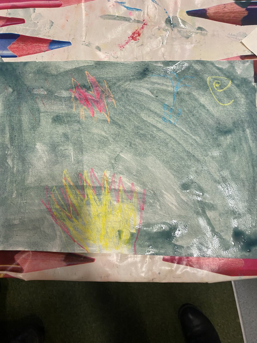 MRS_C_DOYLE's tweet image. Happy bonfire night from year 1 blue. As well as learning the #fireworkcode to stay safe we have created lots of art and craft linked to this fantastic day. These pictures are so good you can almost hear those fireworks! 💥 💥💥 #staysafe #bang #boom @MissAntrobus @mesne_lea