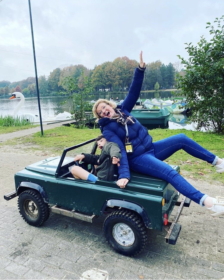 Wat een gezelligheid tijdens de vakantie. @isaholvoet bedankt voor het delen! Hier worden wij vrolijk van 😀
#hetheijderbos #centerparcs #zegjategenwatertoedoet #echtevensamen #kidssafari