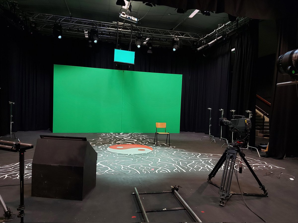 It is #TEDxUniofGreenwich day! Hosted by <a href="/UoG_BfesT/">Bathway Theatre</a> this event is produced through innovative virtual production technology inside a physical theatre space. Exciting stuff! Here is a sneaky peek of the set we have built <a href="/UniofGreenwich/">Uni of Greenwich</a>