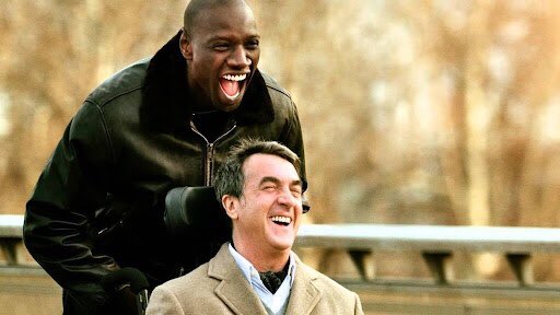 "The Intouchables" 
فيلم مأخوذ من قصة حقيقية، من أفضل الأفلام اللي ممكن تشوفها في حياتك..

فلم السهره أن شاءالله لهذي الليله،
من قذ شافه يعمل ريتويت