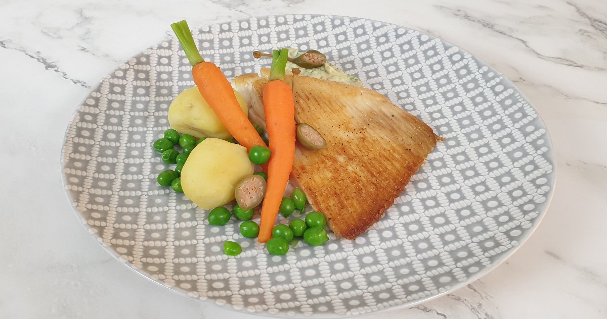 CulinarAmbition's tweet photo. Is it stingray or skate??
https://t.co/POli1l5BRI
#stingray #skate #fishrecipe #fridayfishday https://t.co/4LZQI24CFz