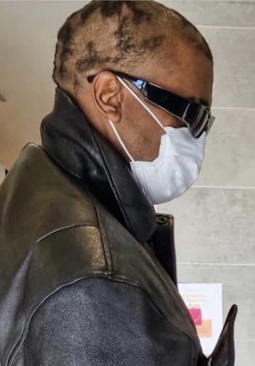 When Rich people lose a bet on the low 😂😂😂😂😂 #KanyeWest #gap  #asapforever
#BuildBackBetter #invest