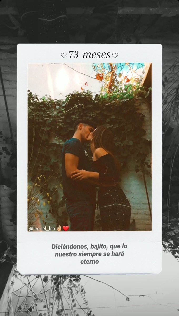 Miluu26_'s tweet photo. Quedémonos aquí, contándonos secretos, diciéndonos bajito que lo nuestro siempre se hará eterno 🌌 https://t.co/axDkKvVnb3