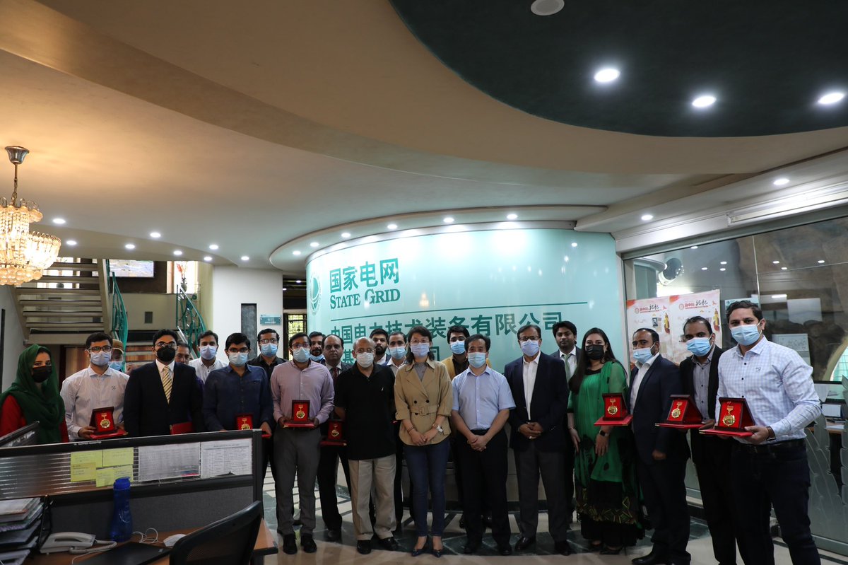 SaharSadiq8's tweet photo. Congratulations Team PMLTC! On successfully starting commercial operations on 1st September, 2021.
Ceremony at HO, Ms Zhang Lei Chairman &amp; CEO presenting Medals and Certificate of honour to staff.
Indeed a proud moment for Pakistan. https://t.co/ao6beOXjWZ