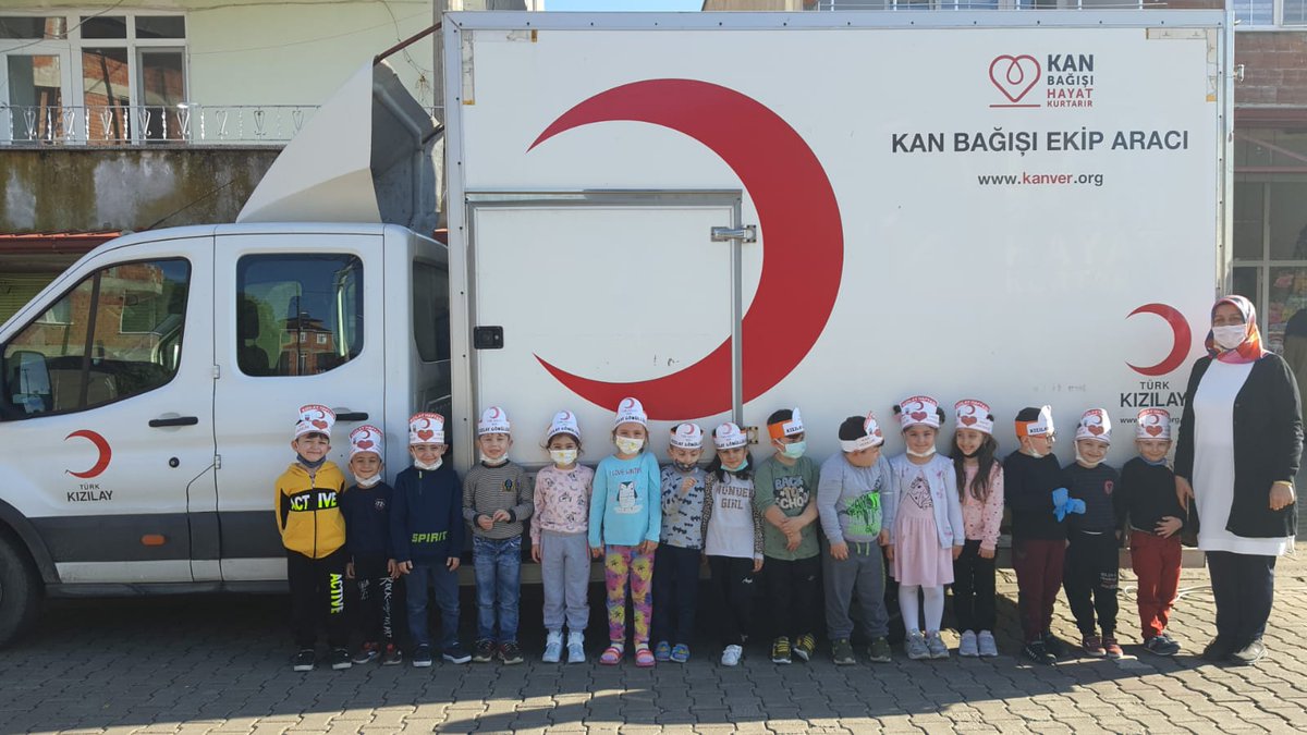 anafartalar_55's tweet photo. "Kızılay Haftası"okulumuzda bir dizi etkinliklerle kutlanmıştır. Haftanın sonunda Kızılay ile işbirliği içerisinde kan bağışı kampanyası yapılmış ve bu kampanya sonucu 66 ünite kan toplanmıştır.Emeği geçenlere teşekkür ederiz.@carsambamem @MustafaOzdmr55 @samsunmem @gokhanmurat1 https://t.co/CijcePQEe6