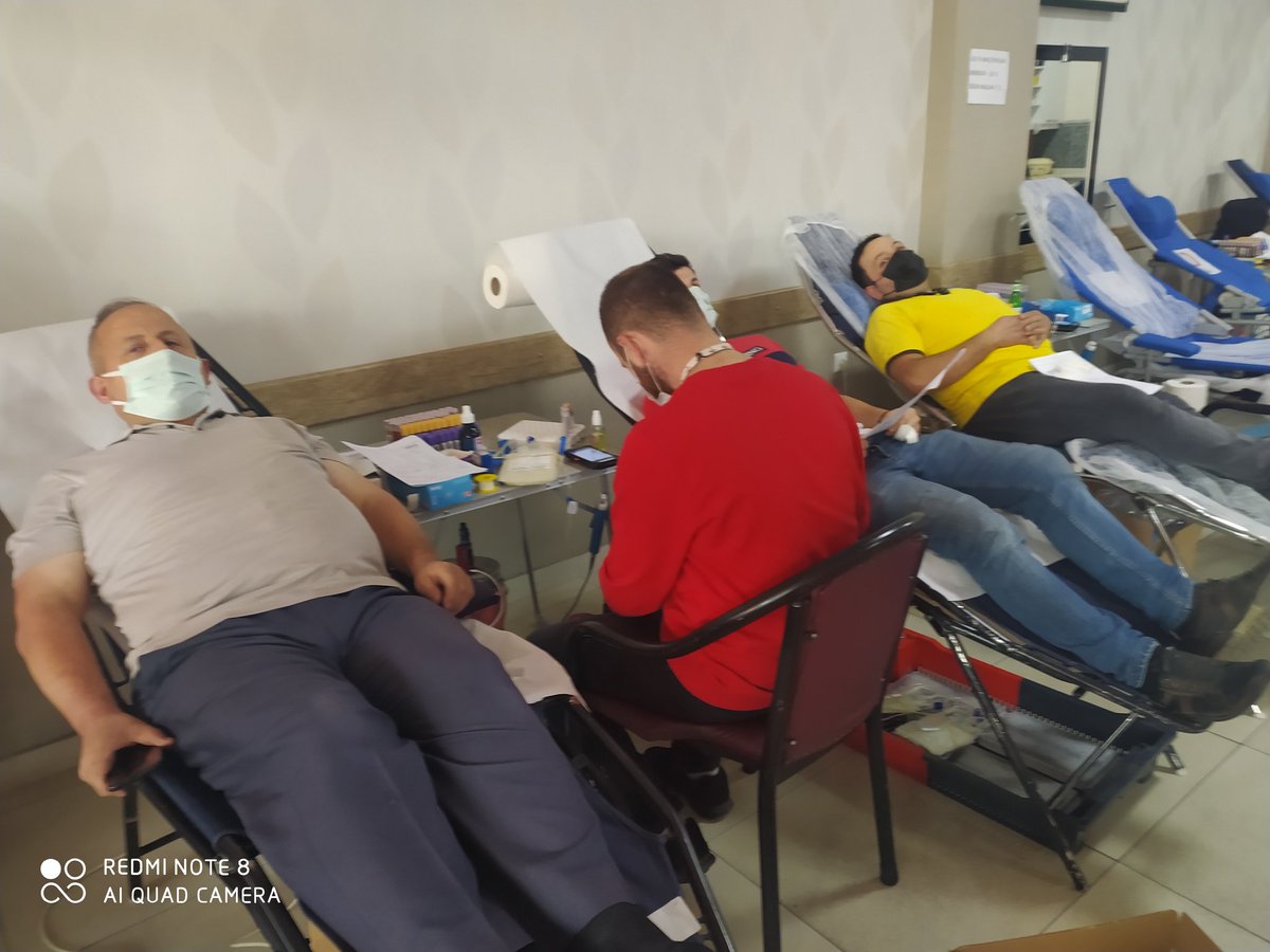 anafartalar_55's tweet photo. "Kızılay Haftası"okulumuzda bir dizi etkinliklerle kutlanmıştır. Haftanın sonunda Kızılay ile işbirliği içerisinde kan bağışı kampanyası yapılmış ve bu kampanya sonucu 66 ünite kan toplanmıştır.Emeği geçenlere teşekkür ederiz.@carsambamem @MustafaOzdmr55 @samsunmem @gokhanmurat1 https://t.co/CijcePQEe6