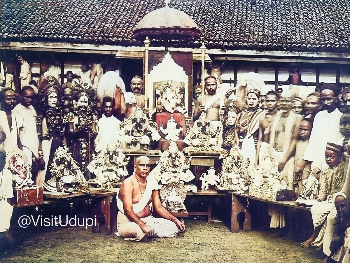 VisitUdupi's tweet photo. Konkani speaking Gaud Saraswat Brahmin ( GSB ) community from #Udupi and #Karkala ( Circa 1906 ).
#VisitUdupi https://t.co/W3AyEDZ2Pt