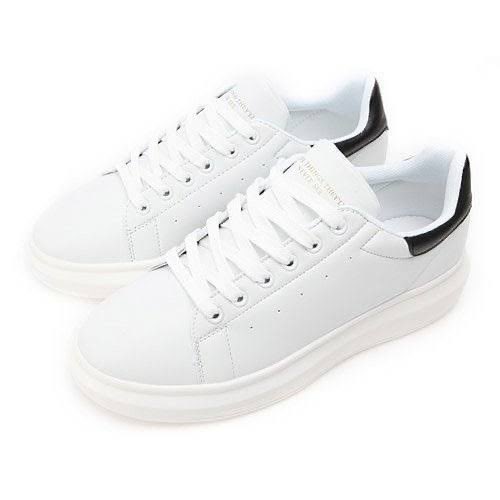 ChingusCorner's tweet photo. [BATCH 2 - PRE-ORDER] DOMBA SHOES

💸Domba Clever = Php 1250 + LSF
💸Domba Highpoint = Php 1800 + LSF

Order Form:
https://t.co/usDendCMT0

DOP: November 25, 2021
ETA: 3 to 4 weeks after box ship out from Korean

If you have questions, you may send us a DM. 🥰
#ChingusCorner_GO https://t.co/ko0nb9ZA4F