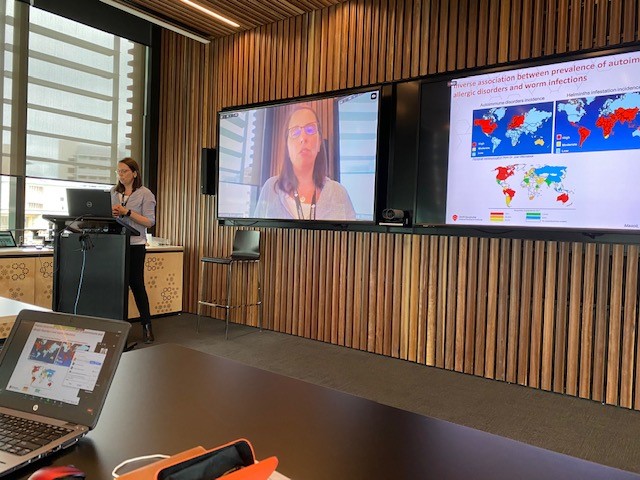 C4CNR's tweet photo. Fascinating presentation this week by our #discoverysciene research lead  @NavarroSeverine @QIMRBerghofer @QUT Targeting #guthealth to treat autoimmune &amp; allergic disease #immunology #womeinSTEMM #microbiome 🦠#pregnancy @childhealth https://t.co/Y7ClzUNohD