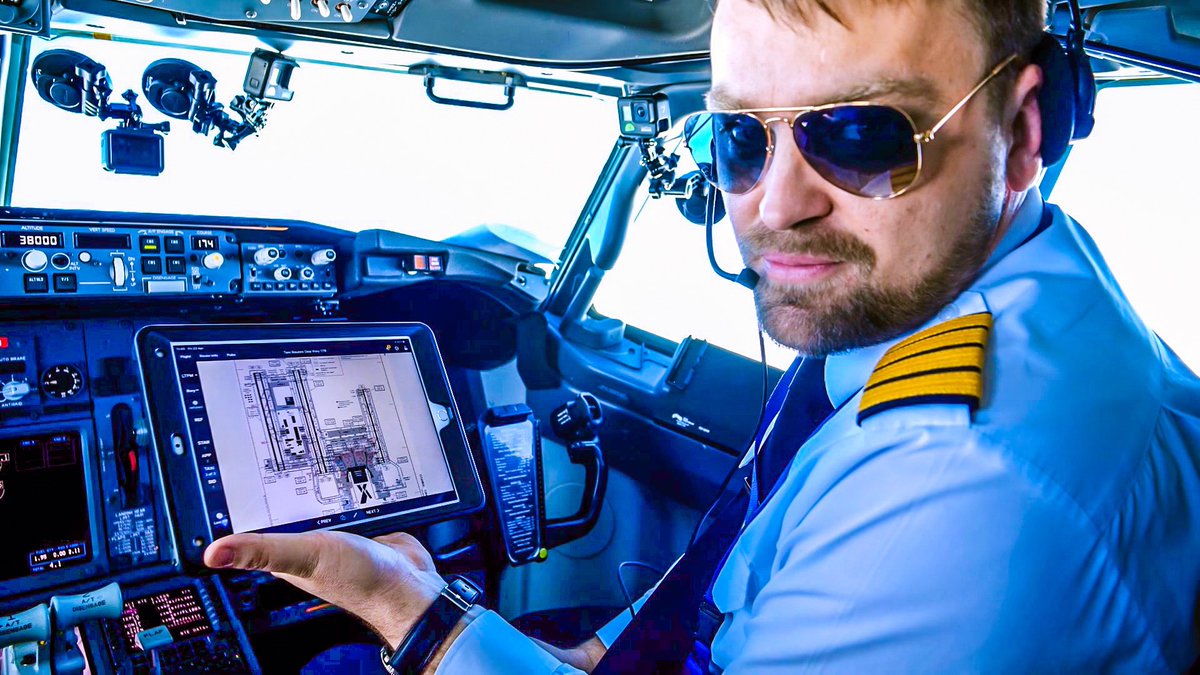 justplanes's tweet photo. ✈️ @flyUIA 737-800 at IST🇹🇷
🎥 Full Video ↙️
➡️ https://t.co/mJ2JhZ8qlS
==================
#pilots #pilotlife #avgeek #boeing #boeing737 #İstanbul #flyuia @igairportcity @BoeingAirplanes https://t.co/xg9vB1jlwK