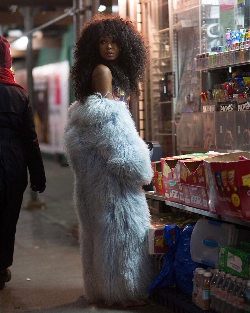 trapezoidmouth's tweet photo. Many winters ago https://t.co/5QG6ivcrS0