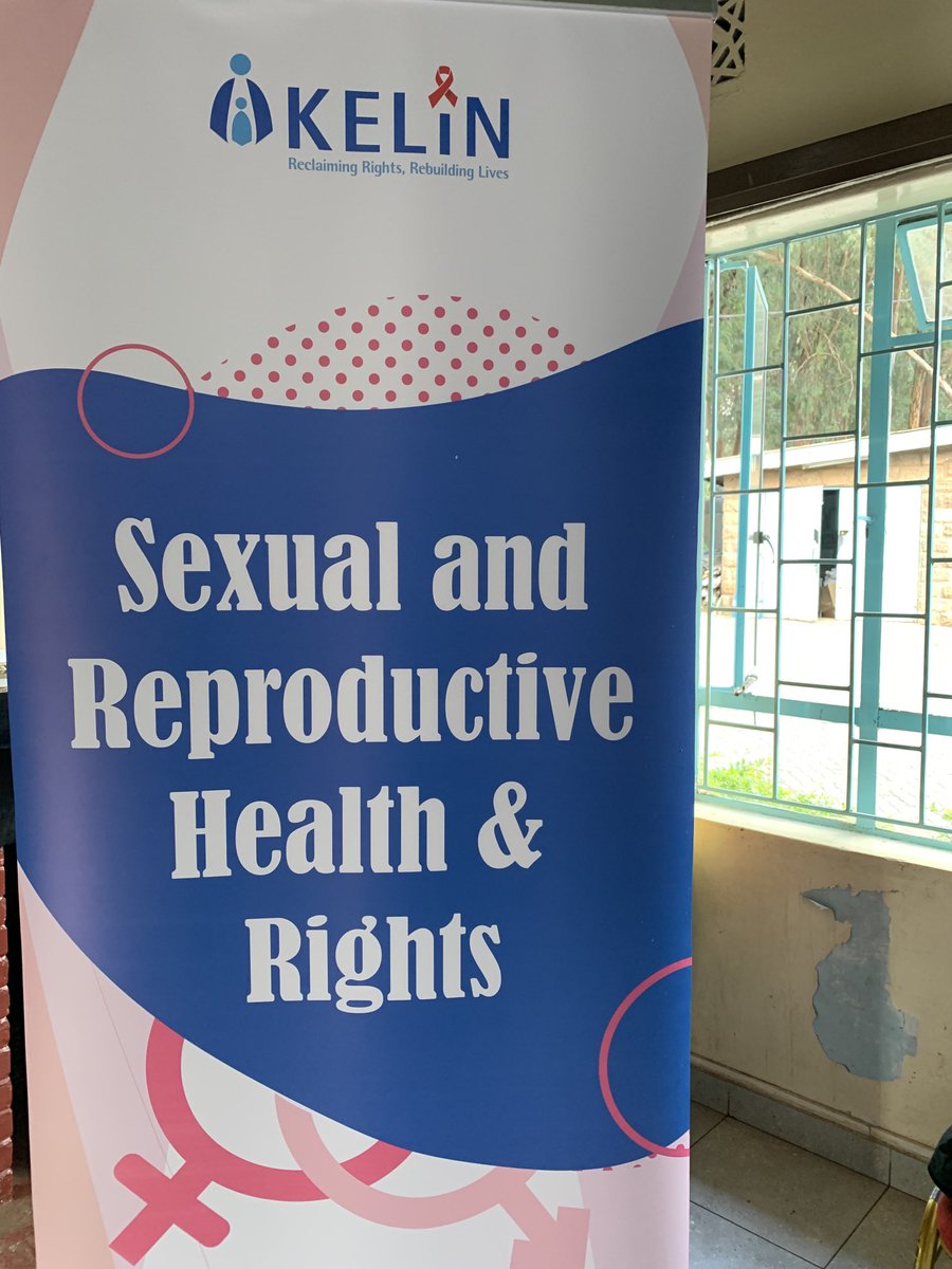 saralmdavis's tweet image. About to start our 1st focus group discussion with 8 young adults in Nairobi. What are opportunities in #digitalhealth , #humanrights risks, what needs to change? Let’s find out. ⁦@KELINKenya⁩ leading &amp;amp; ⁦@ghana_nplus⁩ here to observe &amp;amp; support 💪🎤 ⁦@GHC_IHEID⁩