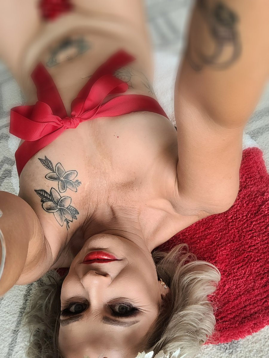 pontling's tweet photo. If I've given you a follow ladies, dm me your selfies, don't be shy, this is the stunning @Kandi21Candy 👀🔥🔥🔥🔥 https://t.co/2XZcHis5hC