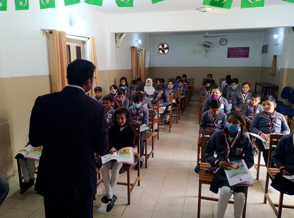 AlkhidmatOrg's tweet photo. A One Day Session on National Financial Literacy Program for Youth was organized under the Supervision of State Bank of Pakistan and Asian Bank with Collaboration of Alkhidmat Foundation Pakistan at Aghosh Alkhidmat Bagh.
#Aghosh #Baagh #Alkhidmat #Pakistan #School #Program https://t.co/JmHYU6W6r6