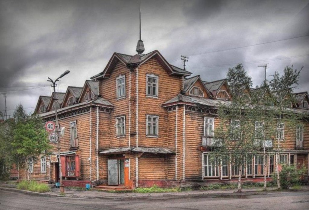 Инта избушка. Инта отели. Избушка хостел инта. Инта деревянная. Дом инте.