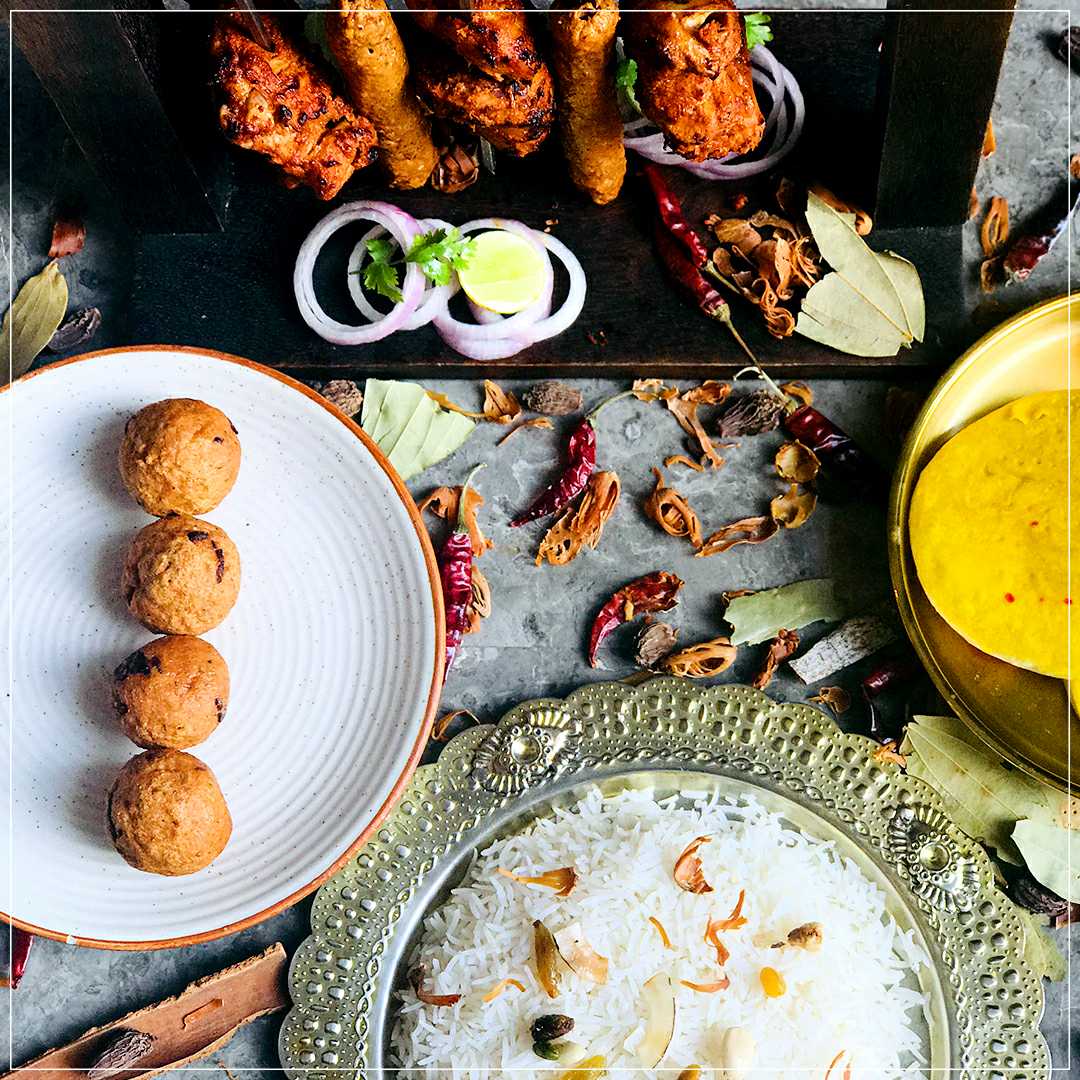 hyattregencyasr's tweet photo. Taste the heavenly delicacies of Kashmir in the Amritsar, prepared exclusively by our culinary maestros.
Drop in at #PunjabProvince, every Saturday of this month and experience the exotic flavours.
#Wazwan #KashmiriFoodFestival #FlavoursofKashmir #HyattRegencyAmritsar #Amritsar https://t.co/dcvuq8Mehm