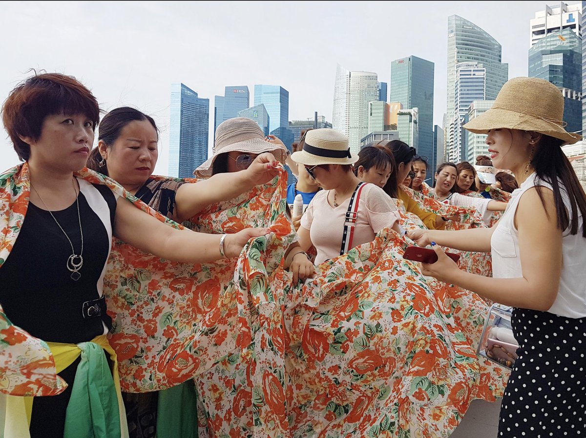 LimWuiLiang's tweet photo. Just dropped: 1st 3 #NFTs from my #BridgePeople collection: a street #photography series I shot over 5 yrs in #Singapore https://t.co/3eSCM2Ndoo Also, any recs of #NFTphotographers 2 follow?

@QuantumNFT #NFTArt #NFTCommunity #NFTCollector #NFT #nftphotography @nft_asia @opensea https://t.co/BBpADH4DNr