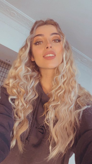 Work hard, Hit hard, Play hard, Win easy!  #AmericanFootballDay I am online! ⚡️  https://t.co/WporgL2Sp5 @Flirt4Free<a href="/tag/americanfootballday"class="tags">#AmericanFootballDay</a>