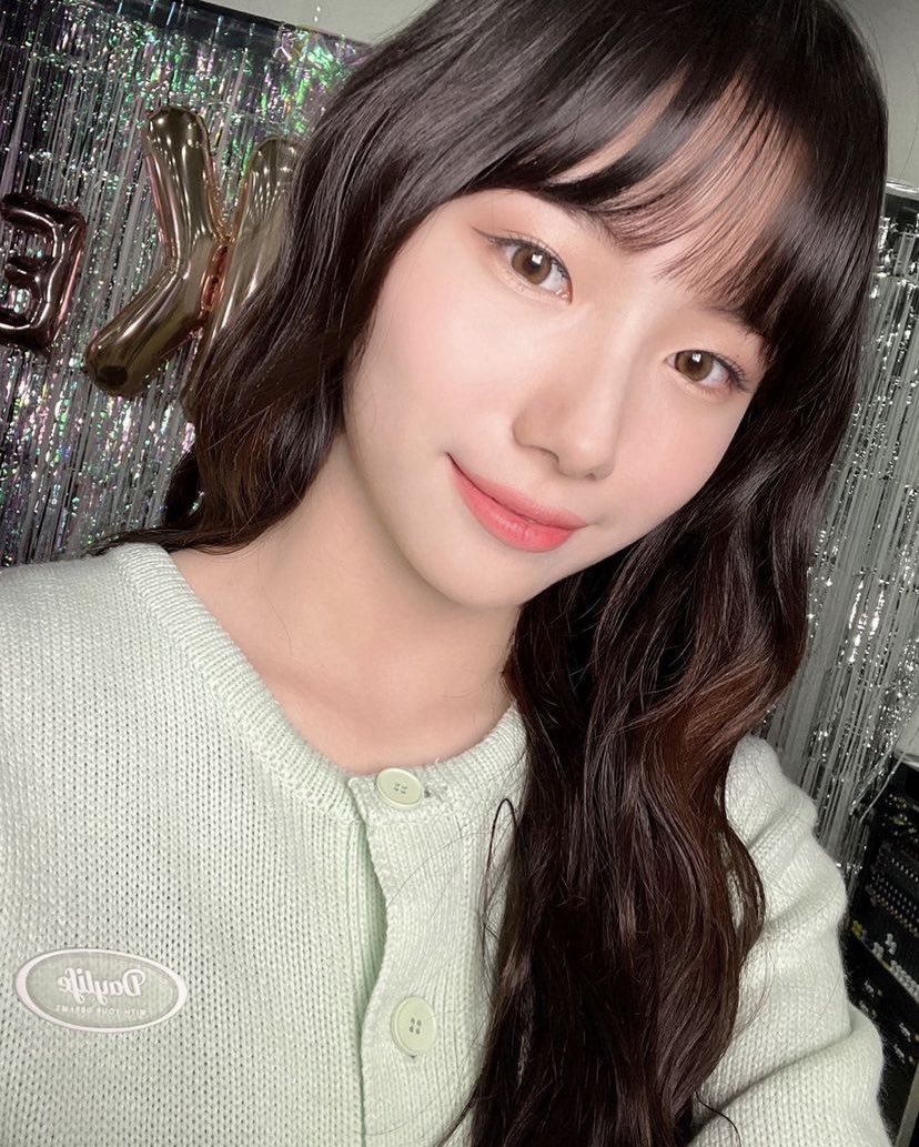 dayoungeun's tweet photo. HELLO https://t.co/uHJ9oyfNlZ
