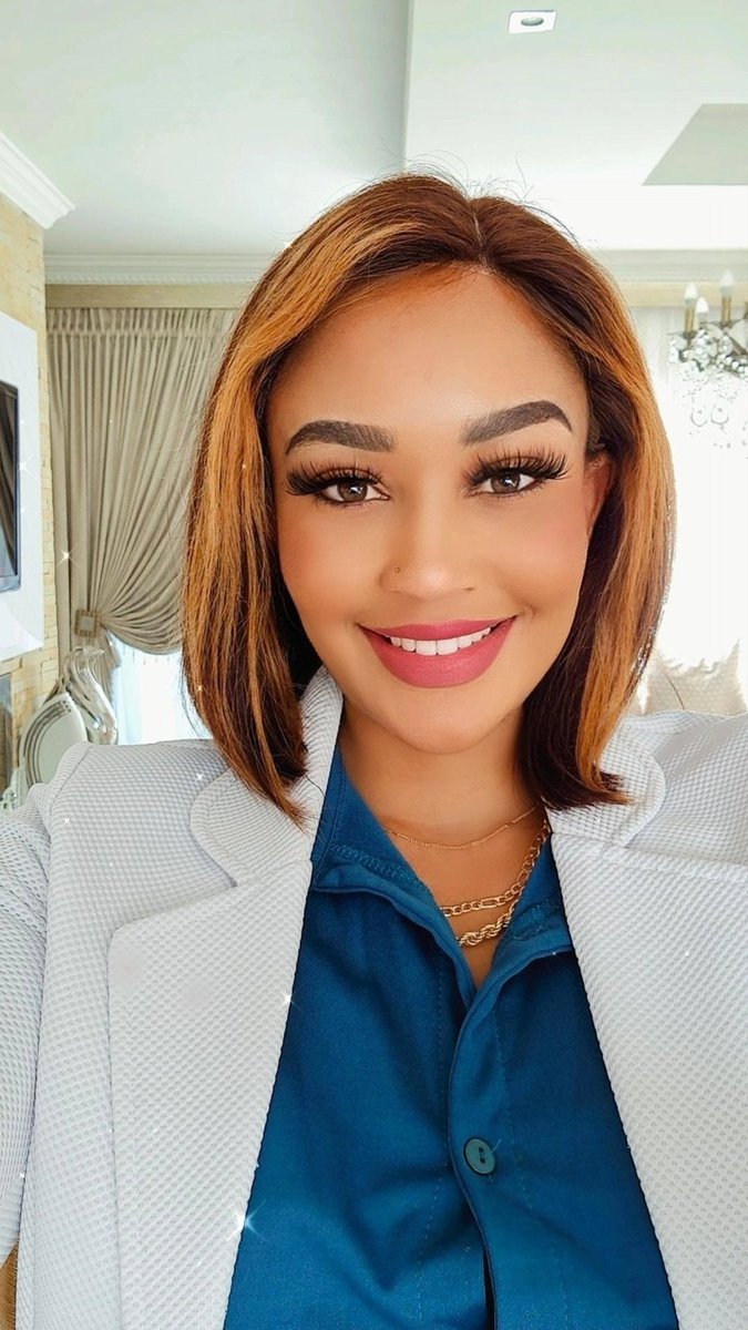 ZariTheBosslady's tweet photo. She isn't your competition sis, she is proof you can do it too.
#LearnFromHer https://t.co/GZ6vTVBv85