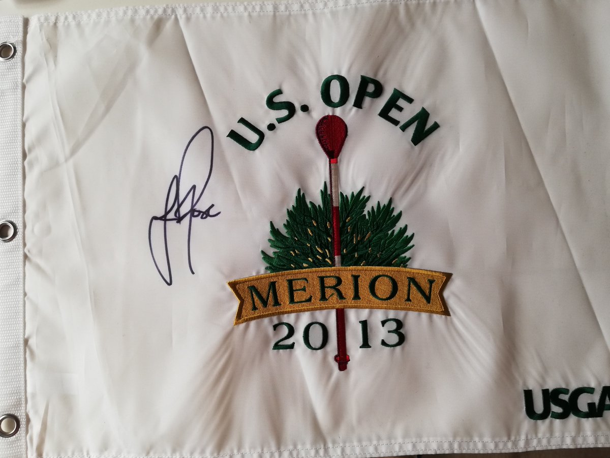 CharlesMontgom6's tweet photo. For sale today at Westlake GC, Cape Town
2.Justin Rose , the winner, signed Flag Pin 2013
https://t.co/Gv1G28kwPa Master 2013 signed by Adam Scott.
2.3.President Cup 2013 signed by the International Captain NICK PRICE and  Tony Johnston and Mark McNulty.  
https://t.co/vABhzB8tBY https://t.co/zJ2zNmYJbp