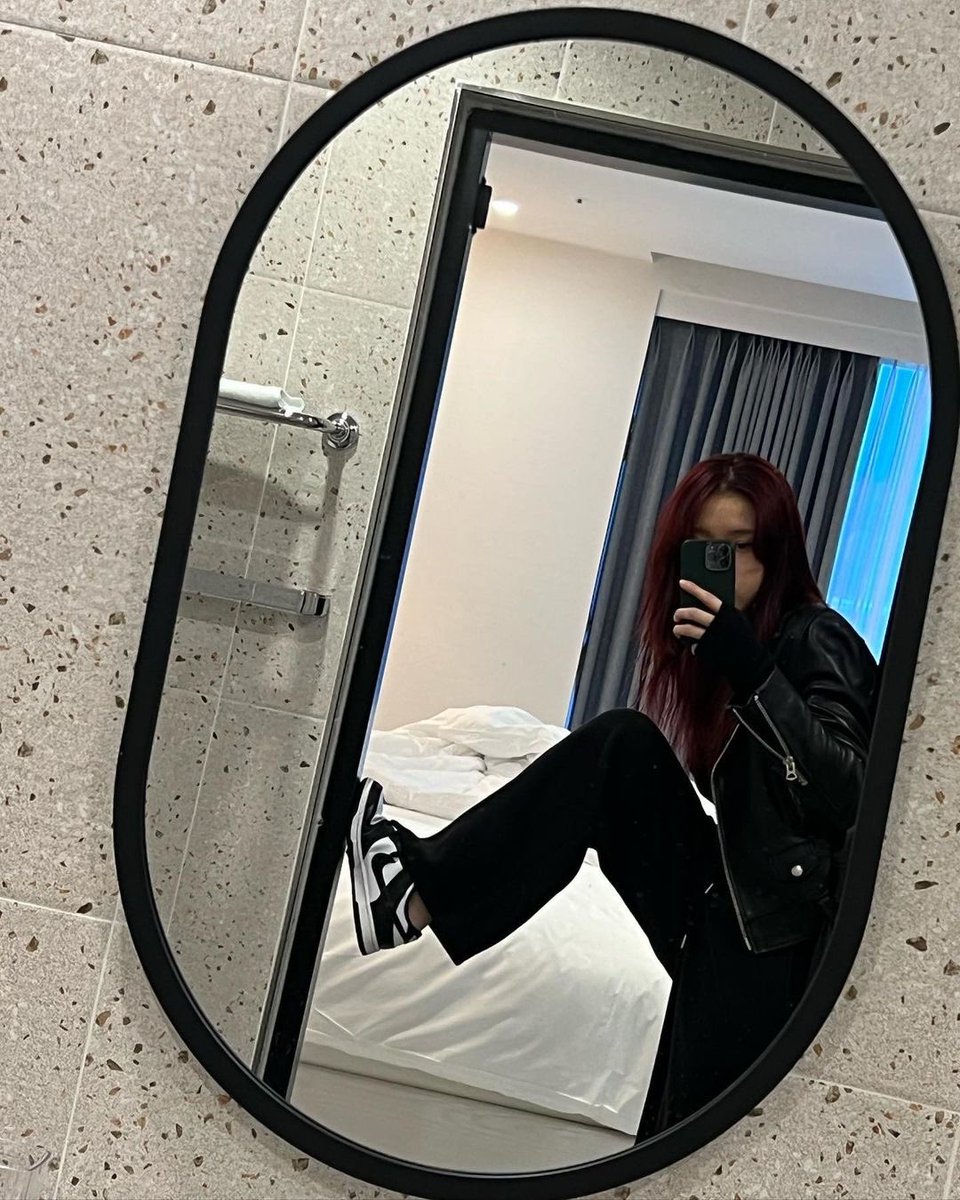 Arab1mimi's tweet photo. [ تحديث ] - 211005
ميمي عبر حسابها شخصي في الانستقرام 
ترجمة /  ب��اك لوفر بيبي كيمي 🖤 https://t.co/OIcMptyiDO