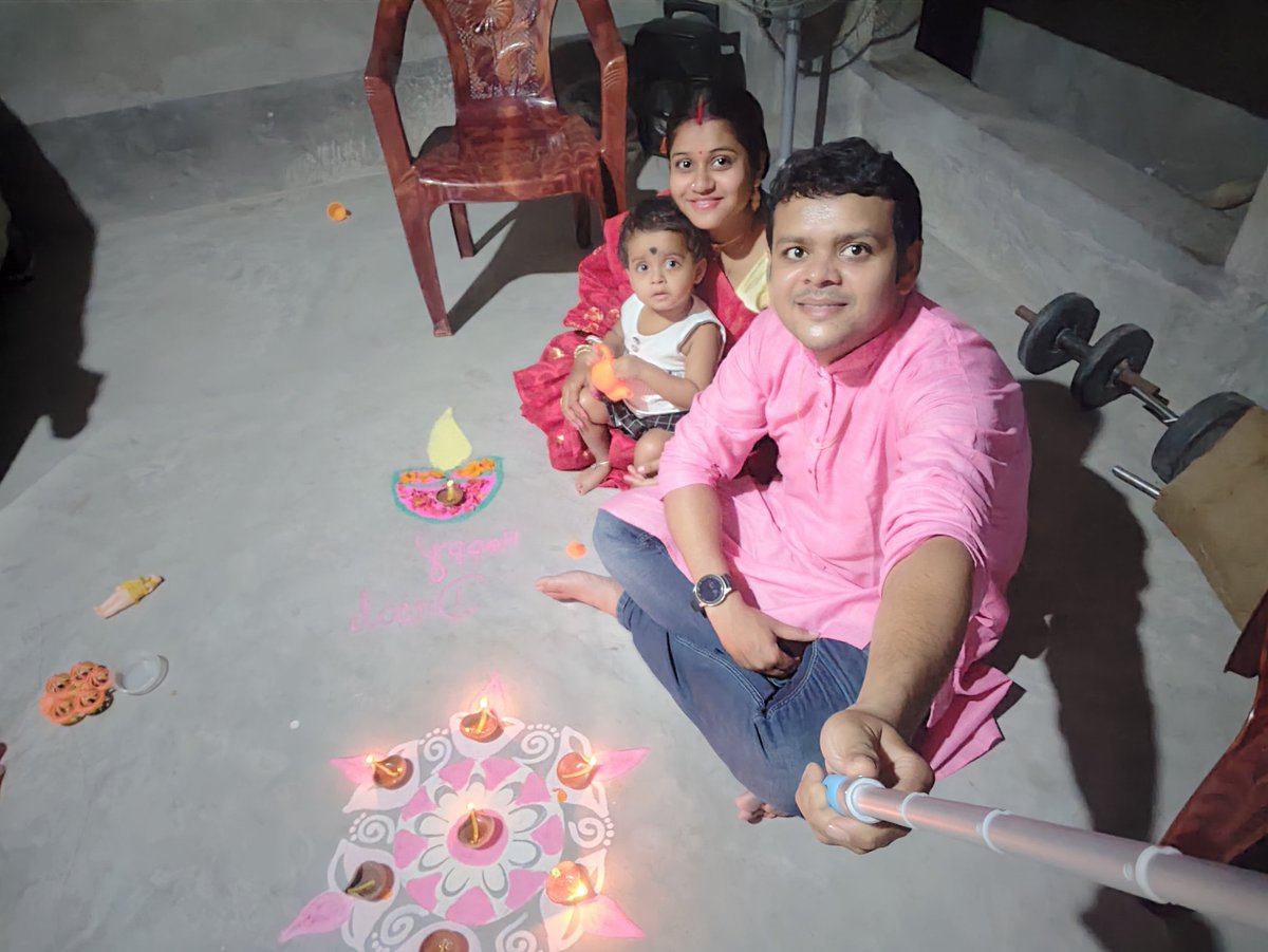 dadofbonhisha's tweet photo. @SoundcoreIndia @NSaina #DiwaliCelebration
Here My #Diwali Celebration moments. Thanks for Awesome opportunity of win @NSaina #SpecialEdition #LifeNoteE TWS 

Join 
@Rahulrahs 
@BirjuDamani 
@ujjawalkumar26 
@Hello_Himansh 
@Ramprasad43 
@ChilledSup 
@Cutiepie_Angel2 
@fitrapstar 
@VHetal 
@RAJESHK23_ https://t.co/oKRwJty7At