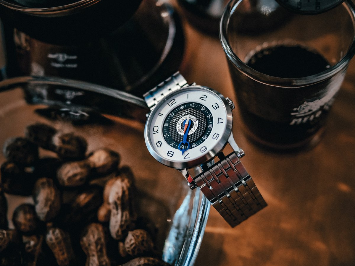 7:15. Coffee time.
#watchaddict #watchanish #watchbook #watchclub #watchcollector #watchdaily #watchenthusiast #watches #watchesofig #watchesofinstagram #watchfacts #watchfam #watchgang #watchinnovation #watchinspiration #watchjunkie #watchking