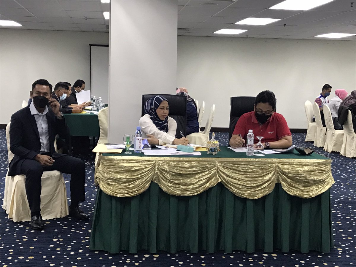 redcodegenx's tweet image. Bengkel Hala Tuju &amp;amp; Pembentukan Pelan Strategik JBSN 2021 - 2025 sedang berlangsung bagi menyediakan dokumen yang akan menjadi rujukan dan panduan pelaksanaan tindakan JBSN dalam tempoh 5 tahun.

#TeamJBSN