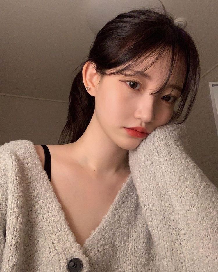 riasuukan's tweet photo. 韓女様に見つめられただけで勃起しちゃうのがぁ‥♡当たり前なんですよぉ♡
こんなのおかしいって思ってる子もぉ♡韓女様に誘惑されたら頭の中までいつの間にか支配‥♡
こうやって売国オナニー繰り返す内に中毒になって抜け出せなくなっちゃう‥♡
君もおいで？♡

#崇韓
#崇韓調教
#貢ぎマゾ
#韓女様 https://t.co/vZyMssYa6m