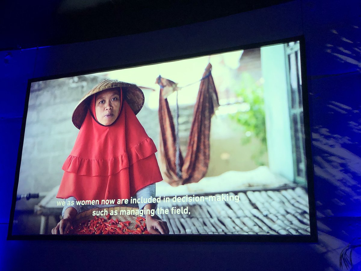 IslamicReliefSv's tweet photo. Lantbrukaren Hurdiana från Indonesien om vikten av att aktivt inkludera kvinnor i klimatanpassningsåtgärder. #COP26 #ClimateJustice #genderjustice @IR_Indo 

https://t.co/bwWbFT7LVw https://t.co/fhHC6nw0yn