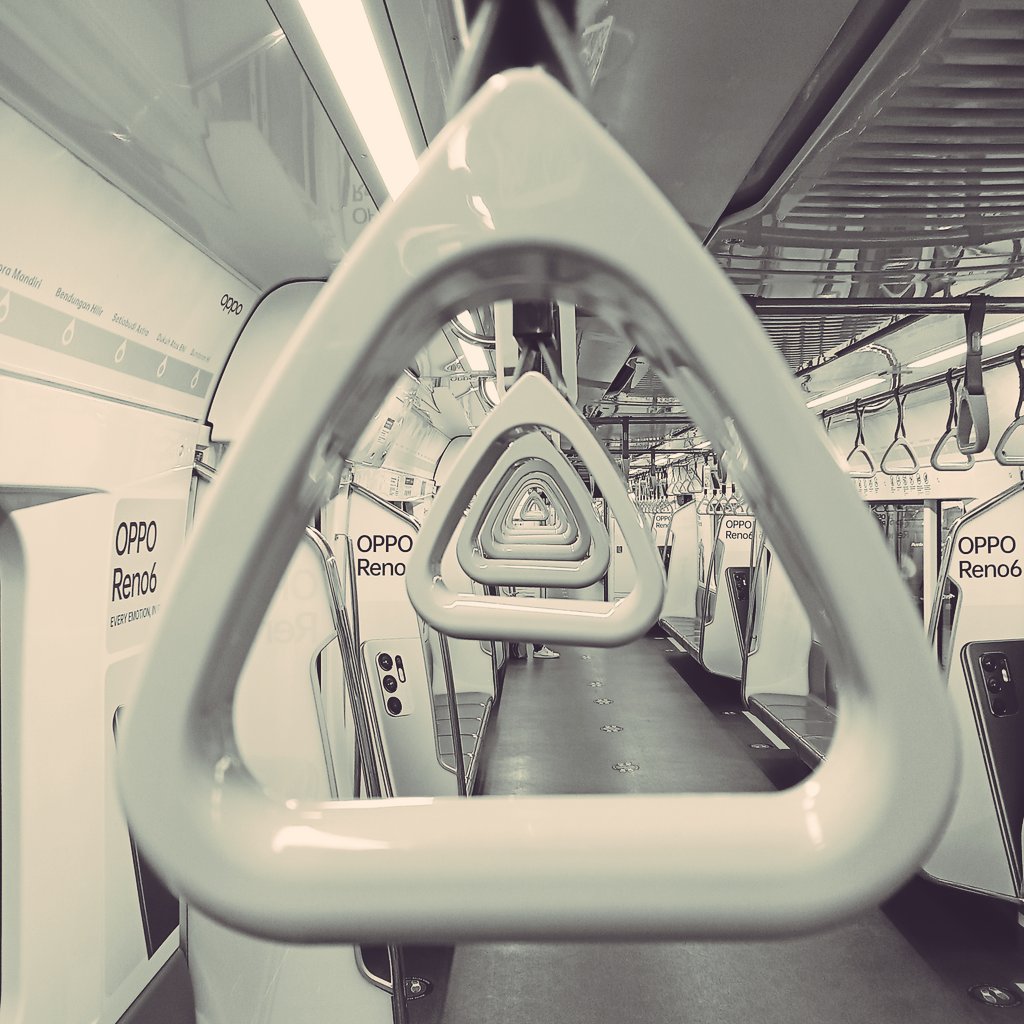 beatmberrr2's tweet photo. Hasil hunting 📸
.
.
.
.
.
MRT - an aja dulu https://t.co/ROIlbyLBAe
