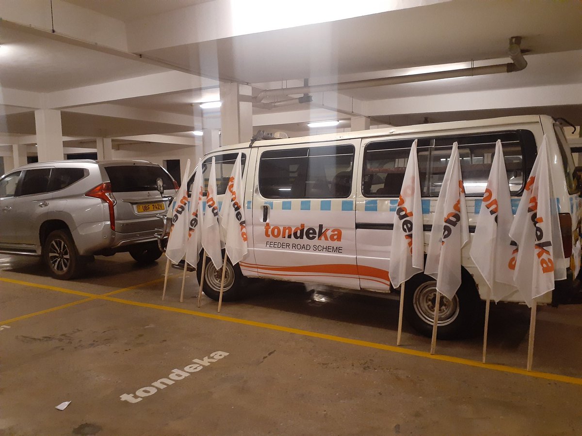 TondekaBTC's tweet photo. We are here to serve quality public transport services.
We are also working with taxis for last mile approach, so no worry of job losses. #Tondeka #TransportRevolution @PIMusasizi @allantmuhumuza @MauriceMukiibi @Tondeka3 https://t.co/PZdNSDIDBu