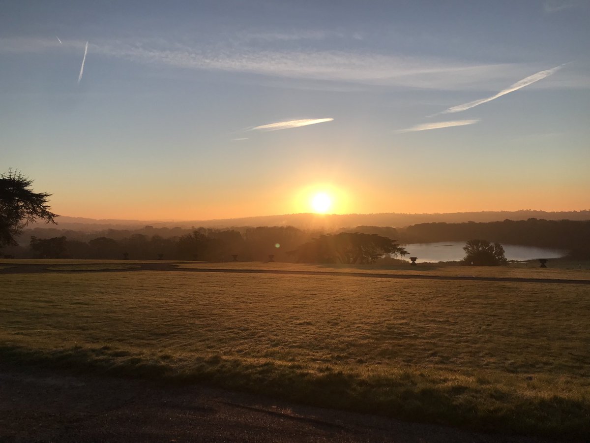 Good morning Gatton! ⁦<a href="/RAASchoolGatton/">RAA School</a>⁩ Try and get outside today for your peace of mind.