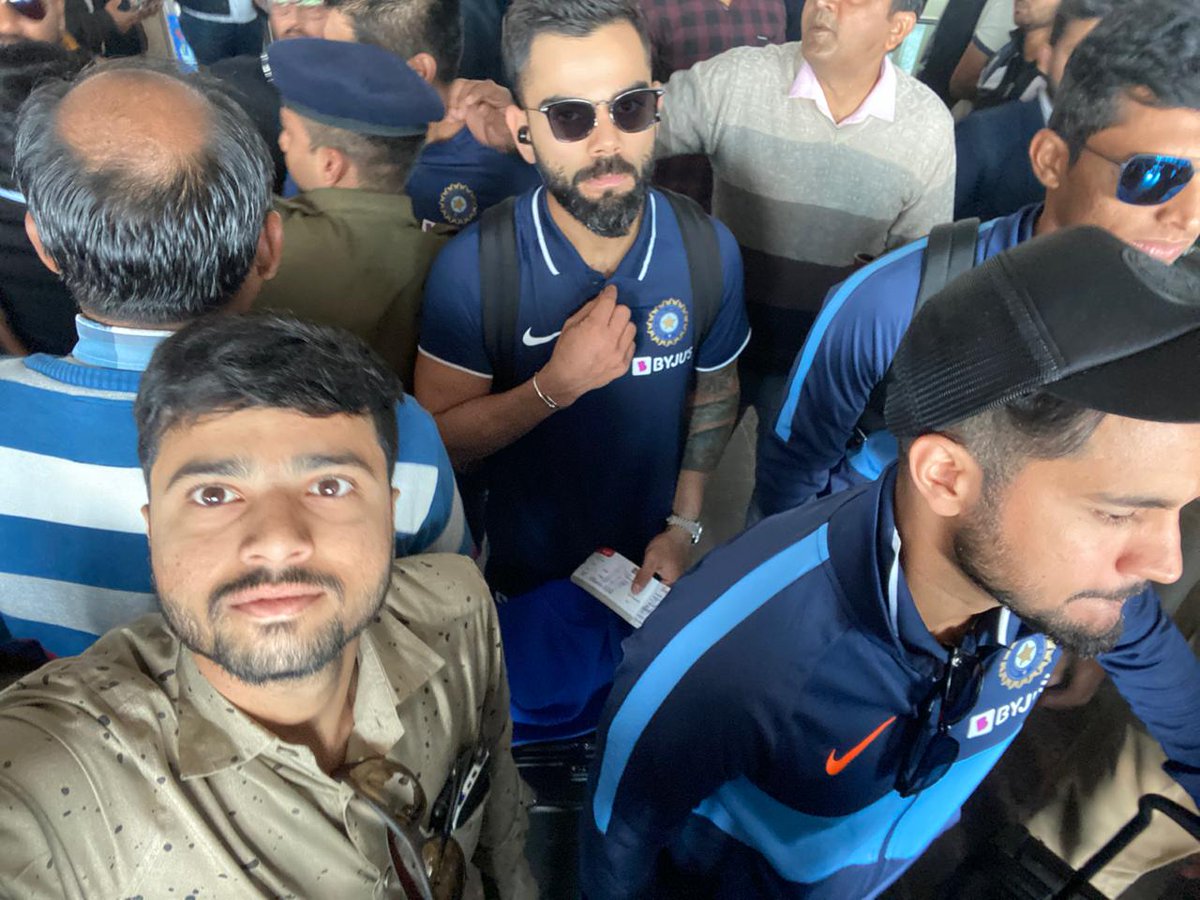 ksvadhvana2's tweet photo. Happy birthday to @imVkohli wishing you happy healthy and prosperous life ahead.
🎉🎂 @vkfofficial @imVkohli @Virat_Official @ViratGangIN @ViratKohliFC @imVkohli https://t.co/GvHDtf26cm