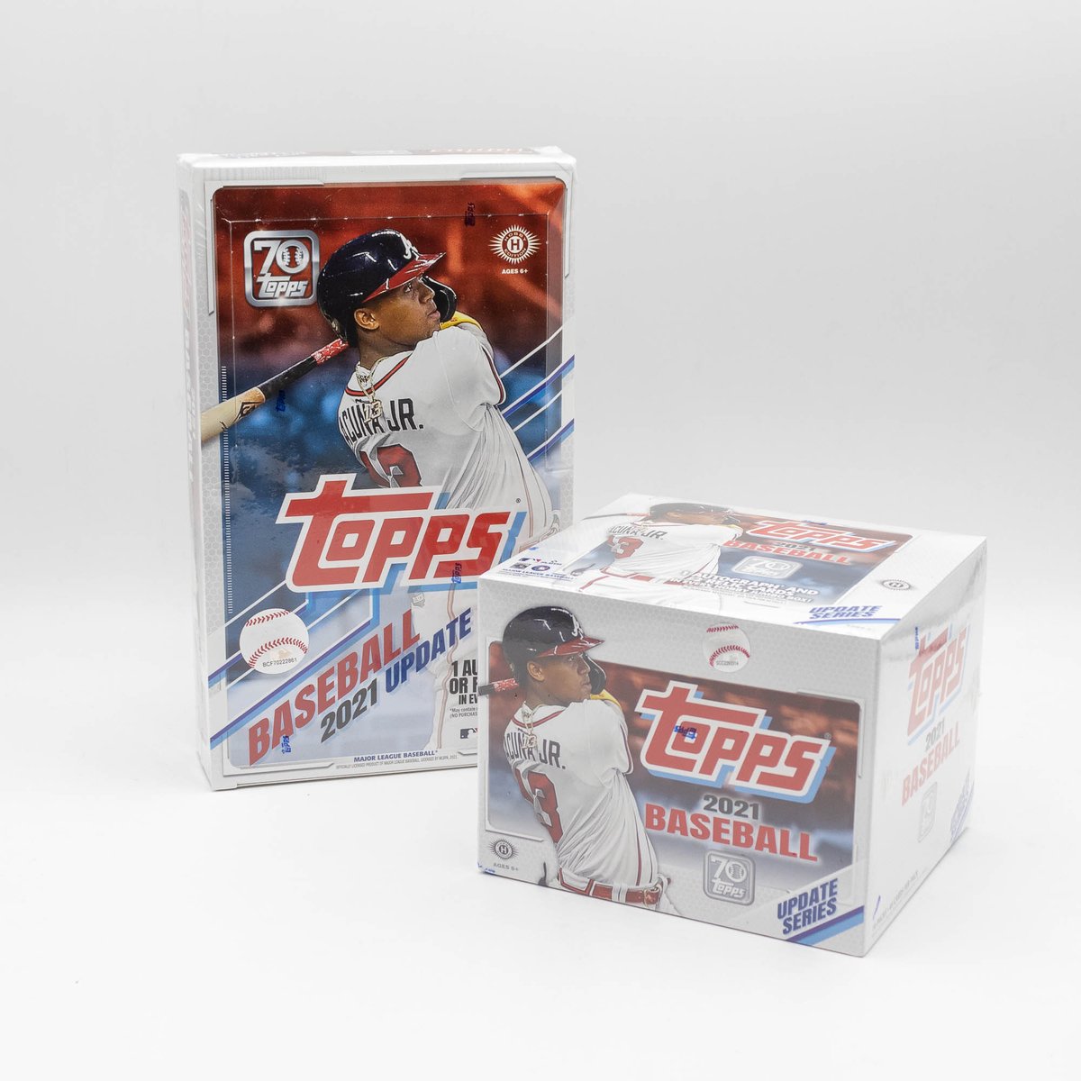 TAASScom's tweet photo. Zum Abschluss der MLB Saison bringt Topps noch die Update Series, mit allen aktuellen Trades und Rookies. Sicher dir jetzt eine Trading Card Hobby Box oder auch als Jumbo Box.
➡️ https://t.co/rhCUO87VbM
#topps #updateseries #baseballcards #mlb #tradingcards #taass https://t.co/PO3K7UNhrw