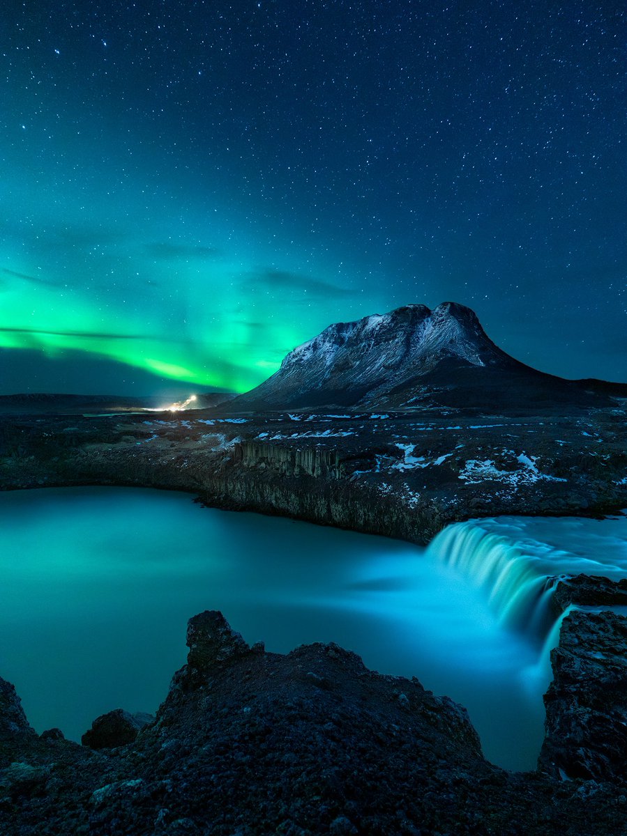 I’m a bit jealous of those people shooting the Aurora Borealis the last couple of days! I really miss the thrill of hunting the light!

Here’s an old shot from Iceland - that’s all I can do 😂