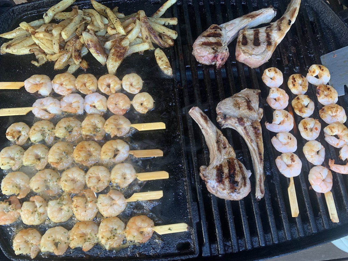 charlesdavis75's tweet photo. Made it to the end of the week. It’s warm outside so it some lamb chops (lamb on sticks according to the kids), some prawn skewers and homemade chips (with chicken salt) with a side salad for dinner to end the week #BBQlyfe https://t.co/bBeHygNZYl