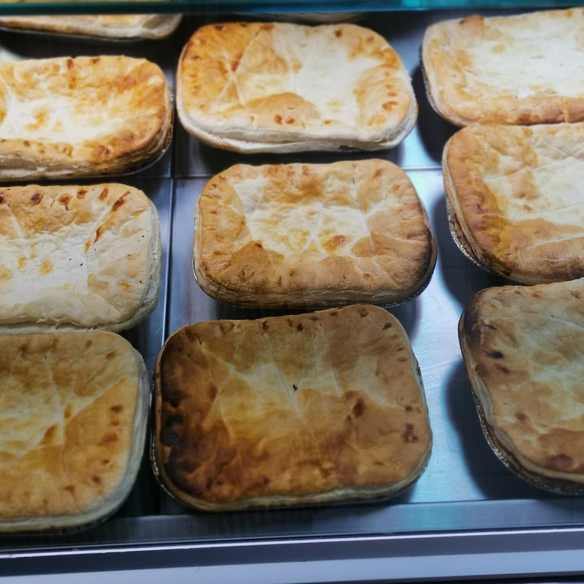 LuptonButchers's tweet photo. The best steak pies in town.
Freshly made in the shop everyday.
1105 Cathcart Road Glasgow 
G42 9XP
(0141) 632 0153

#luptonbutchers #lupton #steakpies #glasgow #scottish #butchers #butchershop #beef #steak #scottishcraftbutchers #local #mountflorida https://t.co/LZFYhgd2dj