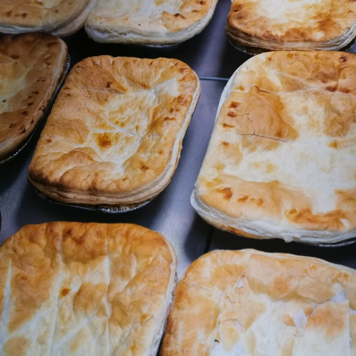 LuptonButchers's tweet photo. The best steak pies in town.
Freshly made in the shop everyday.
1105 Cathcart Road Glasgow 
G42 9XP
(0141) 632 0153

#luptonbutchers #lupton #steakpies #glasgow #scottish #butchers #butchershop #beef #steak #scottishcraftbutchers #local #mountflorida https://t.co/LZFYhgd2dj