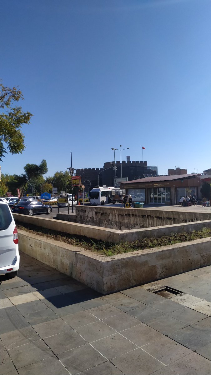 35edgarr's tweet photo. Ho��bulduk Diyarbakır 💯
#günaydın #cuma #dagkapi https://t.co/KBIvZWhfug