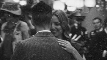 "Dünyada sevmekten güzel bir şey varsa eğer; severken sevilmektir."