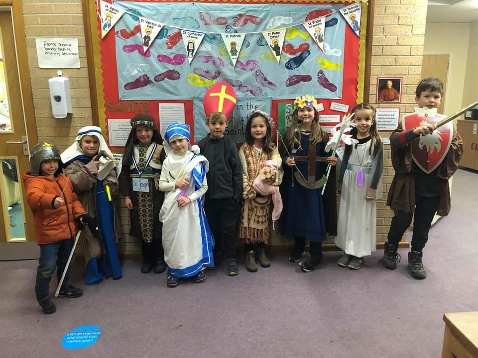 StAmandsPrimary's tweet photo. Some of our children who dressed up as Saints for our All Saints and Festival of Light Bonfire and BBQ. So lovely to welcome back our families to a school event and bring our school community together again @BishopEgan @CathEdService @PortsmouthRC @mark10mission https://t.co/rXVortYeEd