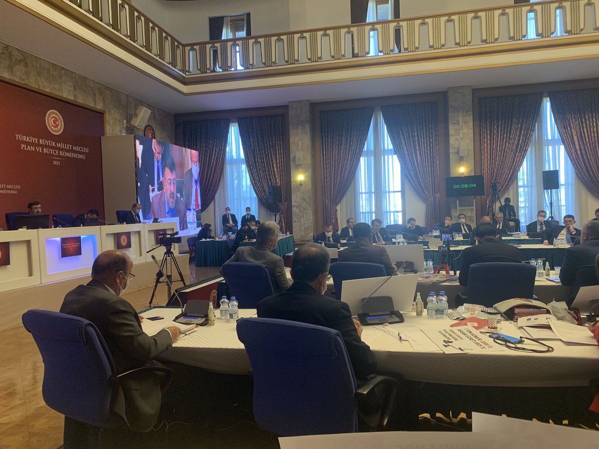 fethigurer's tweet photo. T.C Çalışma ve Sosyal Güvenlik Bakanlığı bütçe görüşmeleri başladı.EYT,Taşeron,Stajer,Emekli,tüm çalışanlarının sorunlarını gündeme getiriyoruz. https://t.co/ot7lInyMi3