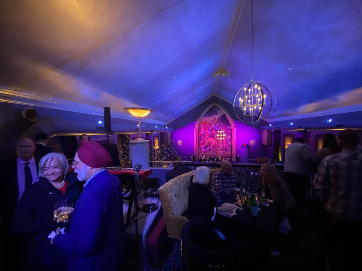 WdnfP's tweet photo. New Hope has a new ๐ Well done to John and the crew for getting so much done so fast! #nosleep #newhope #oldestone #jazz #artdeco https://t.co/1EyYQ1ntal