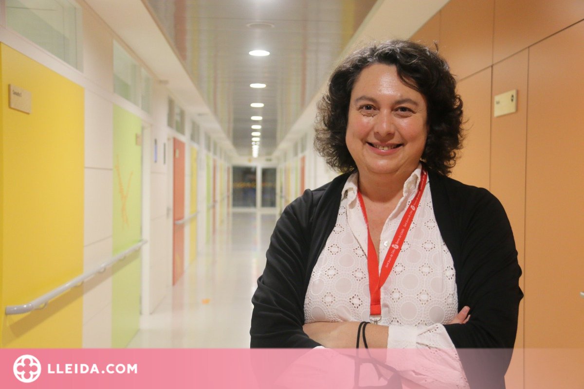 lleidacom's tweet photo. 📸 #RETRAT | Un "cul de mal asiento" deia la seva padrina 📚 Pediatra, psicòloga, directora de l'@IBBioetica, la @montse_esquerda no deixa mai de buscar 🧠 Diu que cal aturar-se a pensar i a mirar des de diferents perspectives ⬇️
https://t.co/HMO9pSxfHw https://t.co/6jMshIXLBF