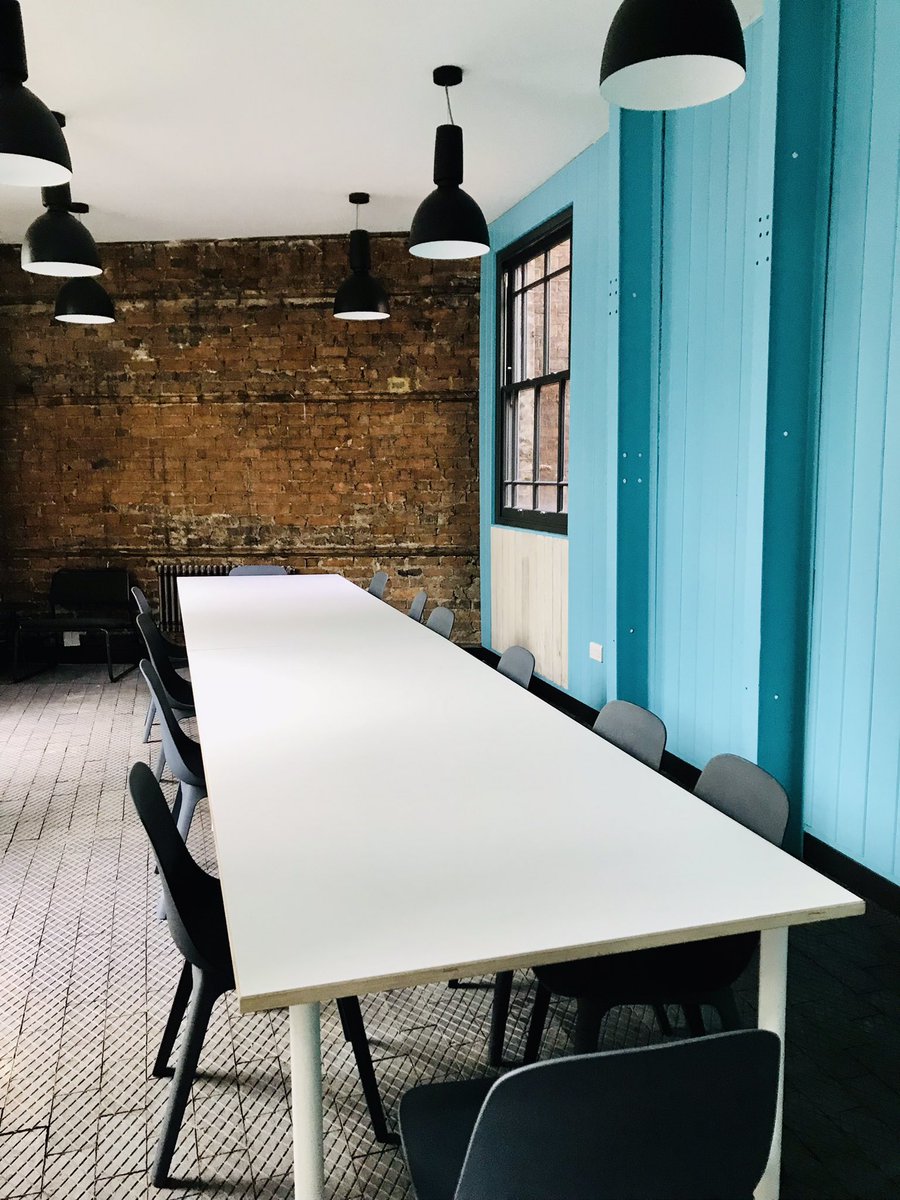 MK11RBS's tweet photo. Great to share #Hatworks at #hatdistrictlates last night as it begins to take shape as the newest Co-working Creative Workspace in #Luton. Opening soon! Apply for membership & space here https://t.co/QaPl4DERPH
@TheHatDistrict @TheHatFactory @LutonBID #hotdesk #creativeindustries https://t.co/UunBbRa7LI